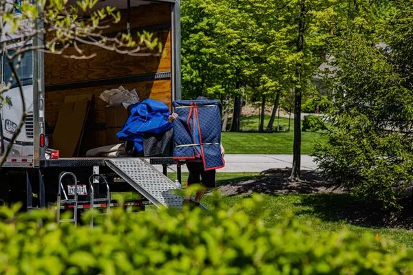 Moving Ahead Services LLC