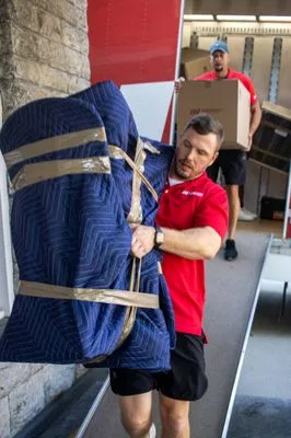 Robinson Relocations LLC