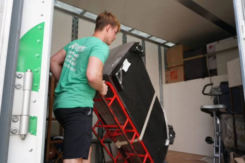 Armbruster Moving & Storage INC