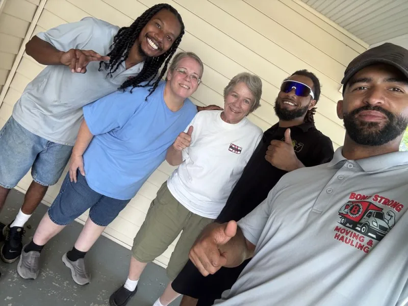 Bond Strong Moving & Hauling LLC